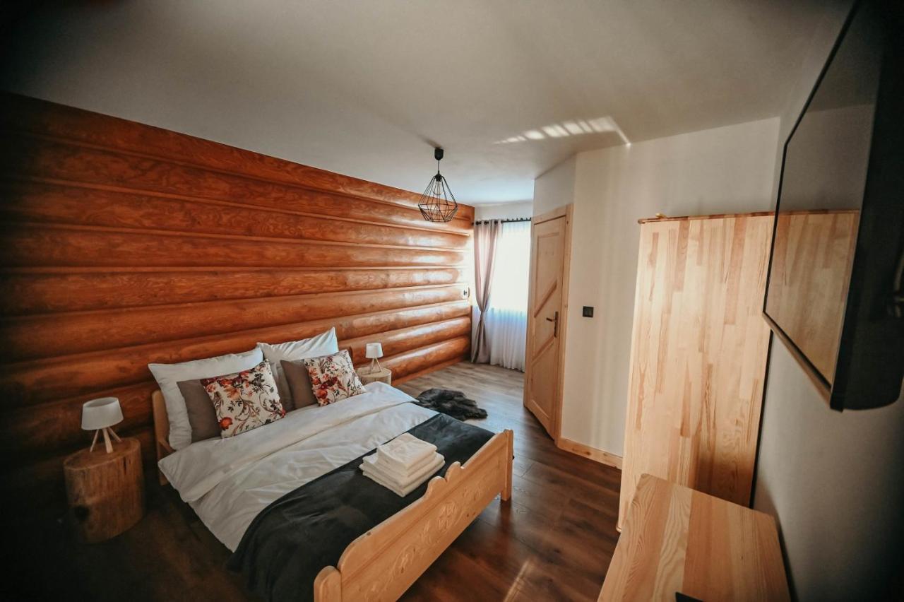 Tarasowka U Zajaca Bed & Breakfast Czerwienne Eksteriør bilde