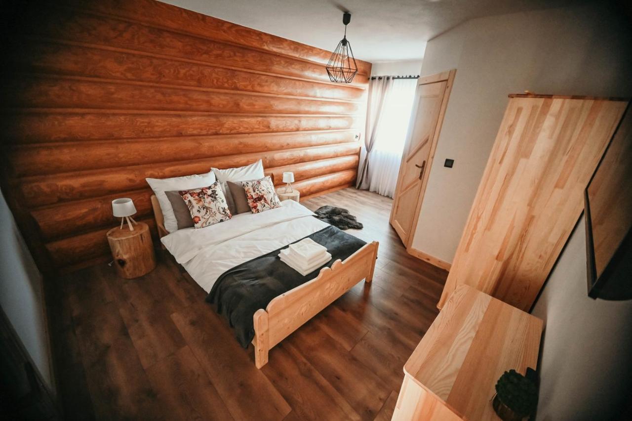 Tarasowka U Zajaca Bed & Breakfast Czerwienne Eksteriør bilde