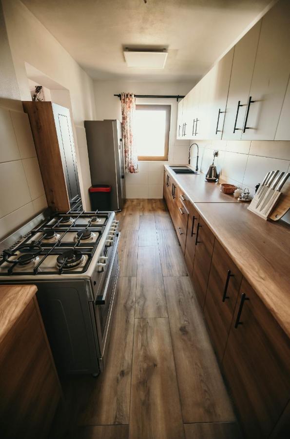 Tarasowka U Zajaca Bed & Breakfast Czerwienne Eksteriør bilde