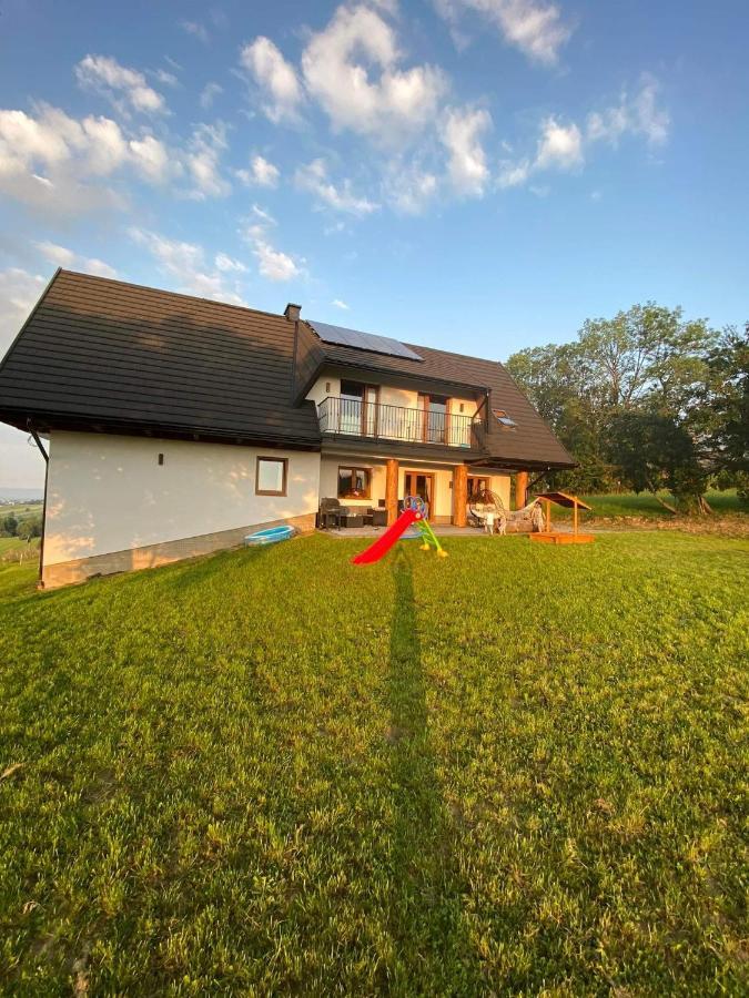 Tarasowka U Zajaca Bed & Breakfast Czerwienne Eksteriør bilde