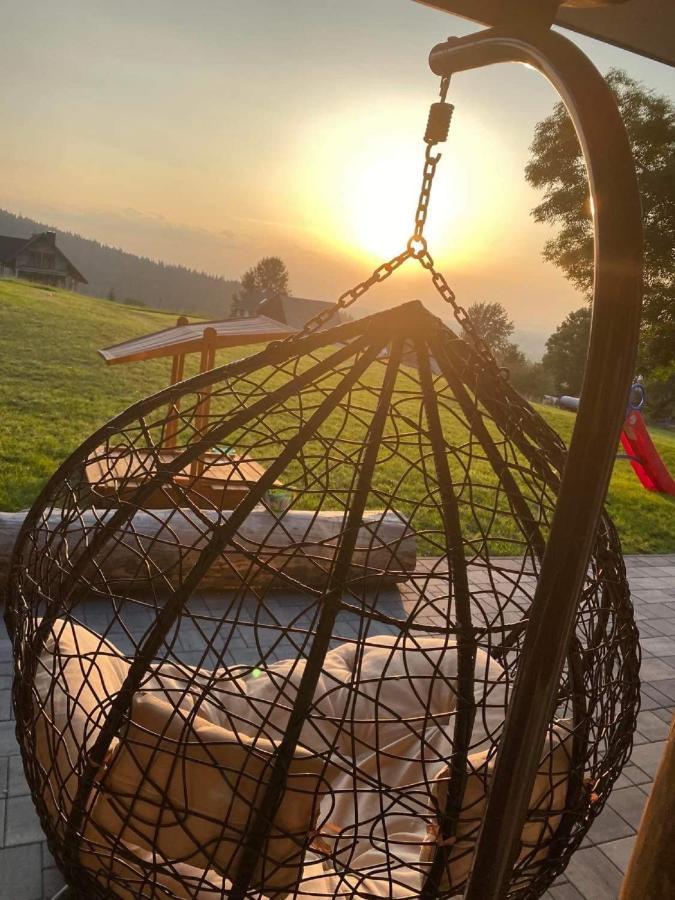 Tarasowka U Zajaca Bed & Breakfast Czerwienne Eksteriør bilde