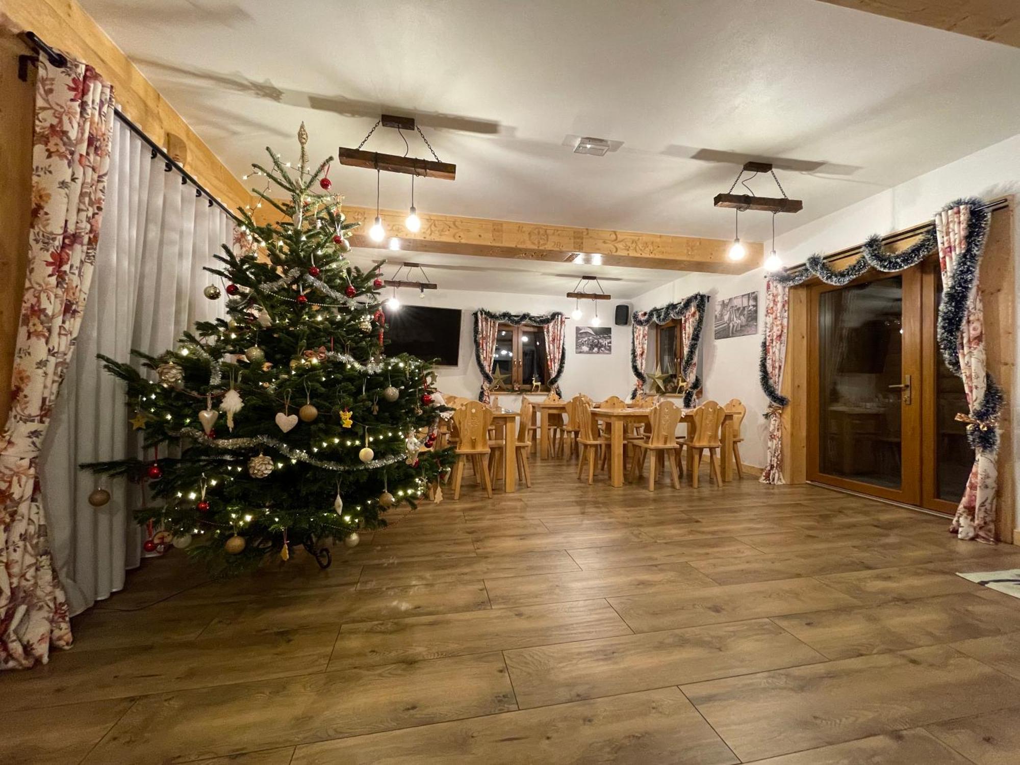 Tarasowka U Zajaca Bed & Breakfast Czerwienne Eksteriør bilde